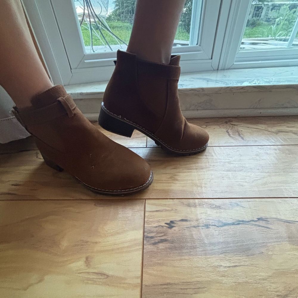 Stylish Brown Leather Boots for Every Occasion